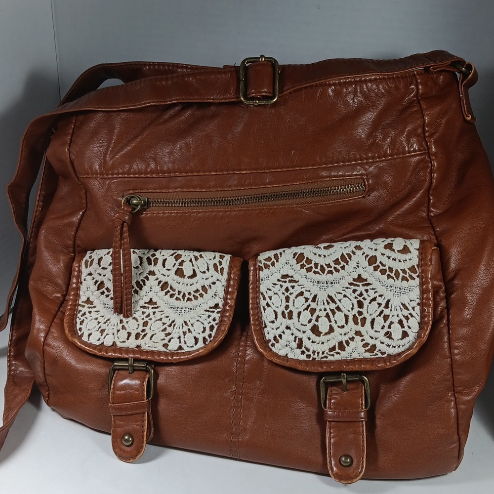 Shoulder bag